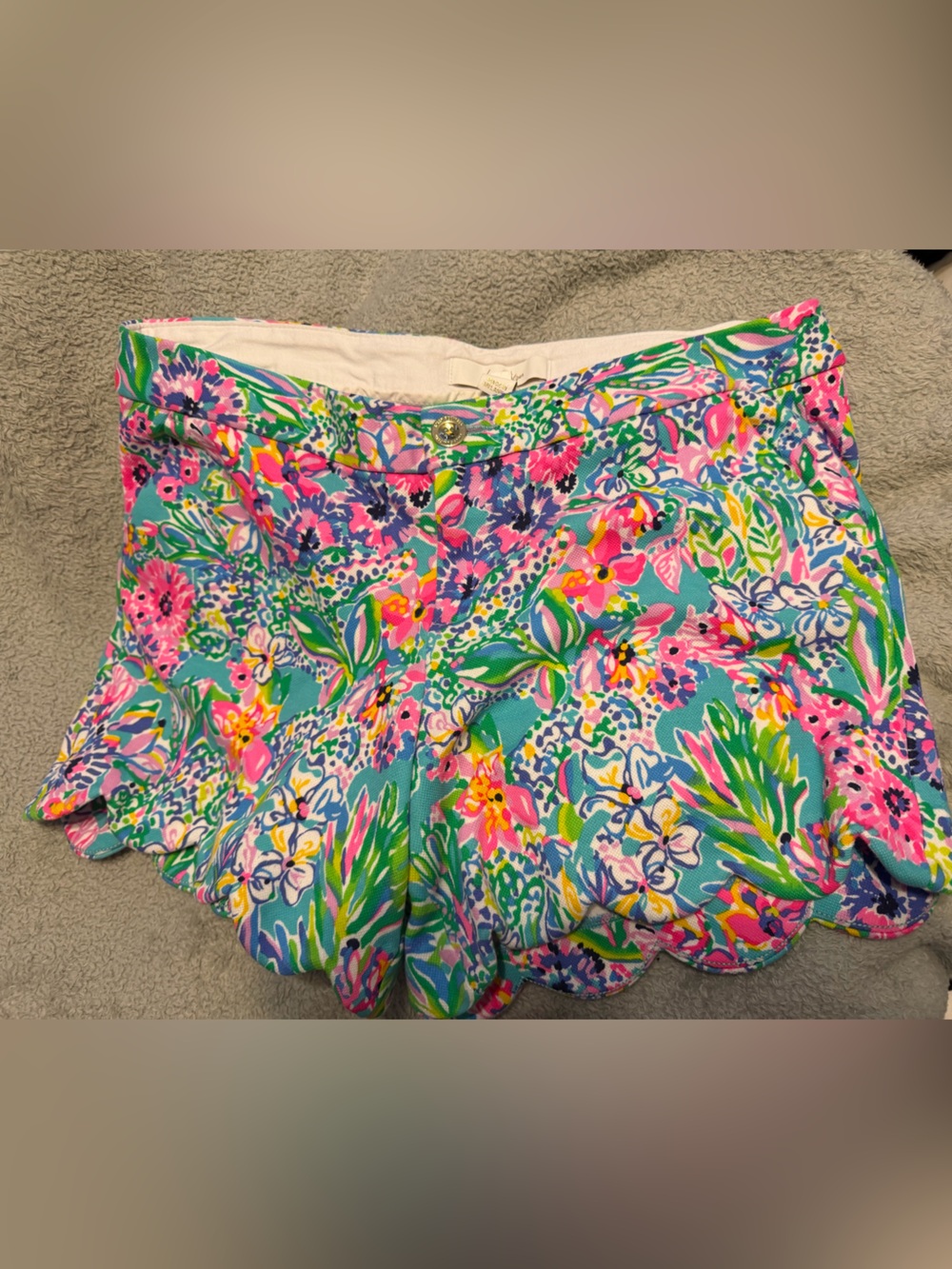 Lilly Pulitzer shorts 12